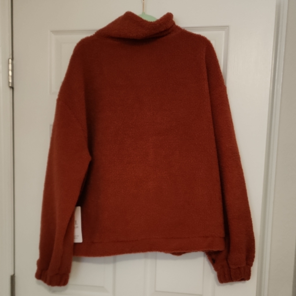 Warm Rust Fleece Pullover - Picture 2 of 9